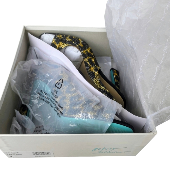 NEW Betsey Johnson Jovi Leopard Rhinestone Design Slingback Heels size - Picture 10 of 13